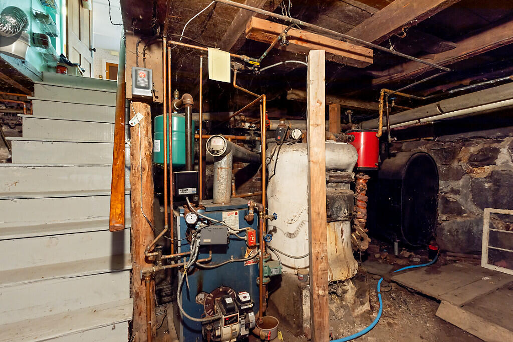 82 Quaker Hill Road Albion ME 04910