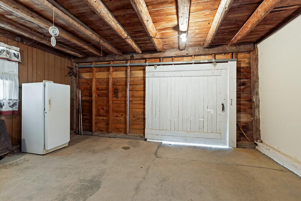 82 Quaker Hill Road Albion ME 04910