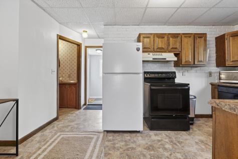 14 Gammon Avenue Auburn ME 04210