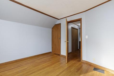 14 Gammon Avenue Auburn ME 04210