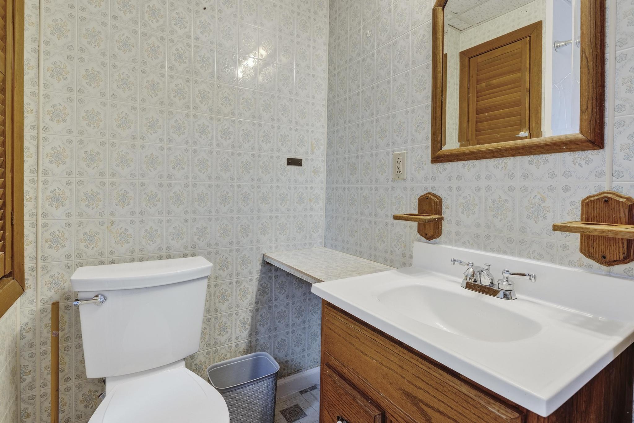 14 Gammon Avenue Auburn ME 04210