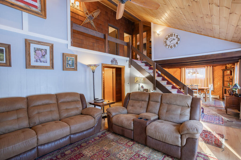 236 Us Route 2 E Wilton ME 04294