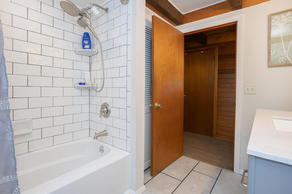 236 Us Route 2 E Wilton ME 04294