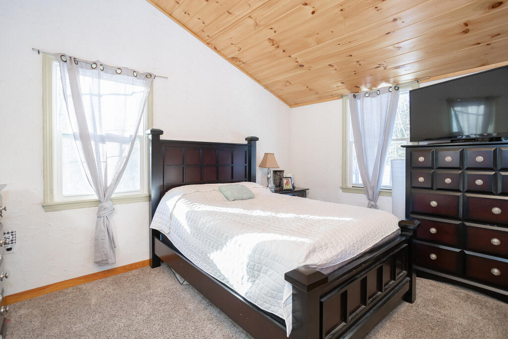 236 Us Route 2 E Wilton ME 04294