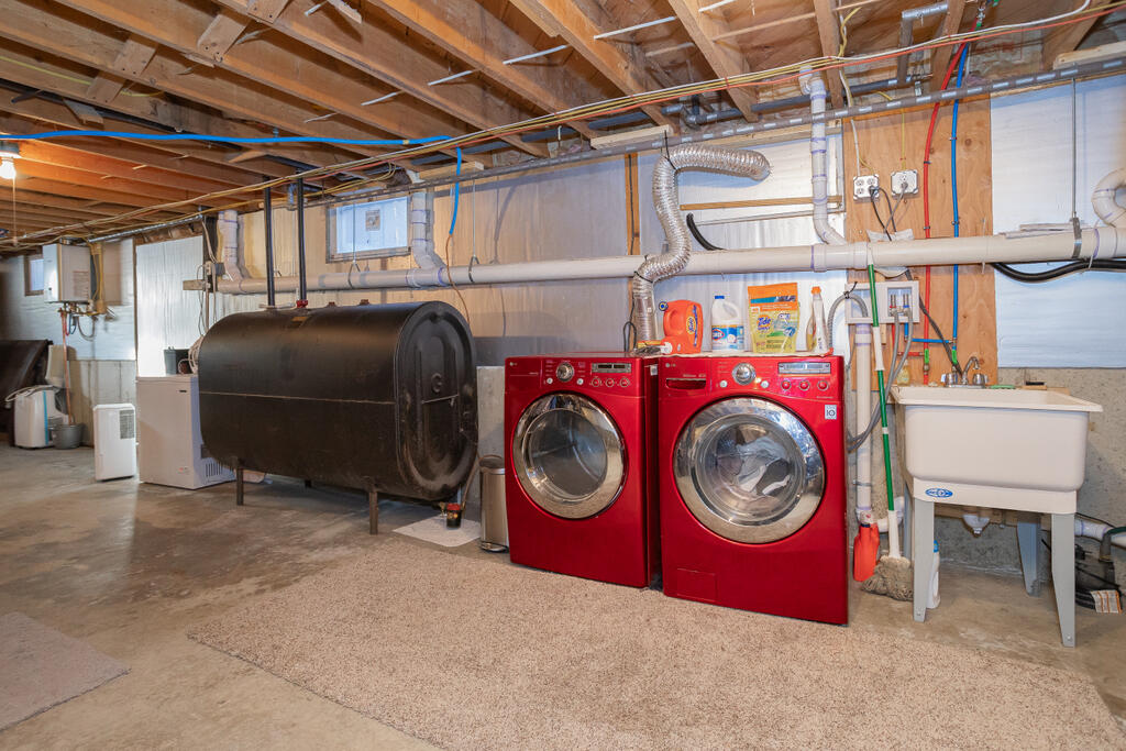 236 Us Route 2 E Wilton ME 04294