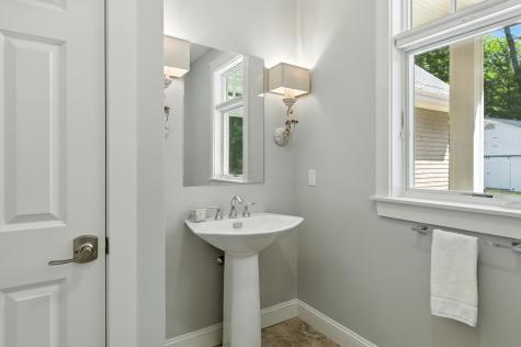 46 Windward Shore Road Raymond ME 04071