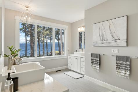 46 Windward Shore Road Raymond ME 04071