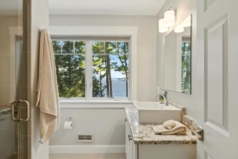 46 Windward Shore Road Raymond ME 04071