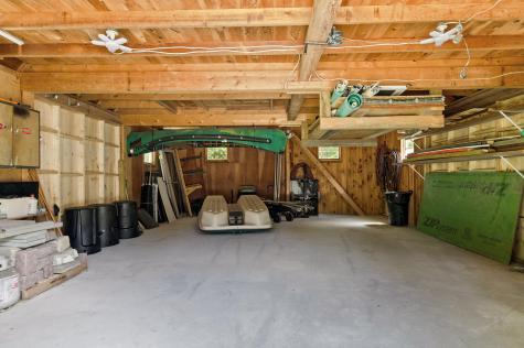 46 Windward Shore Road Raymond ME 04071