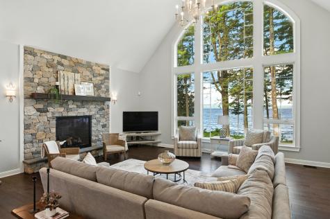 46 Windward Shore Road Raymond ME 04071