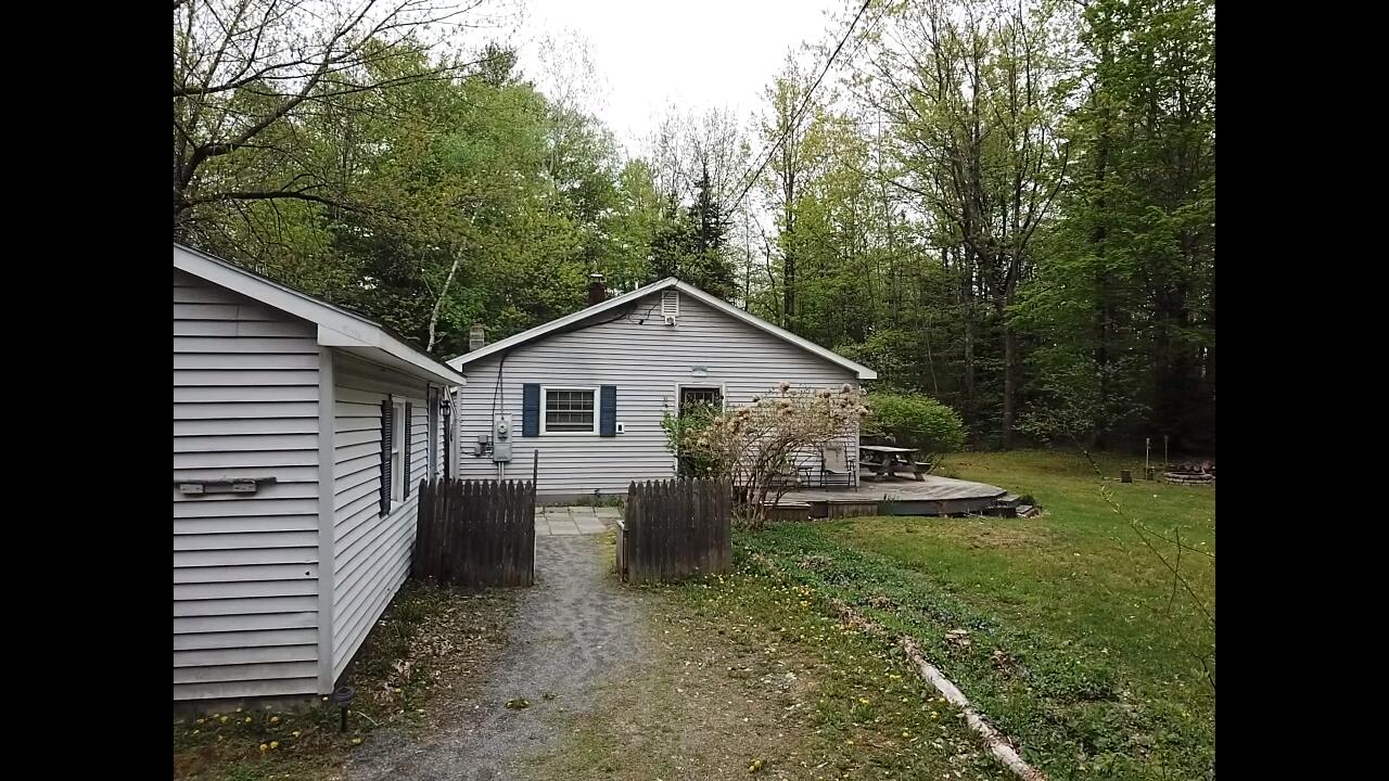 1703 Pond Road Sidney Maine Real Estate Listing MLS 1528770