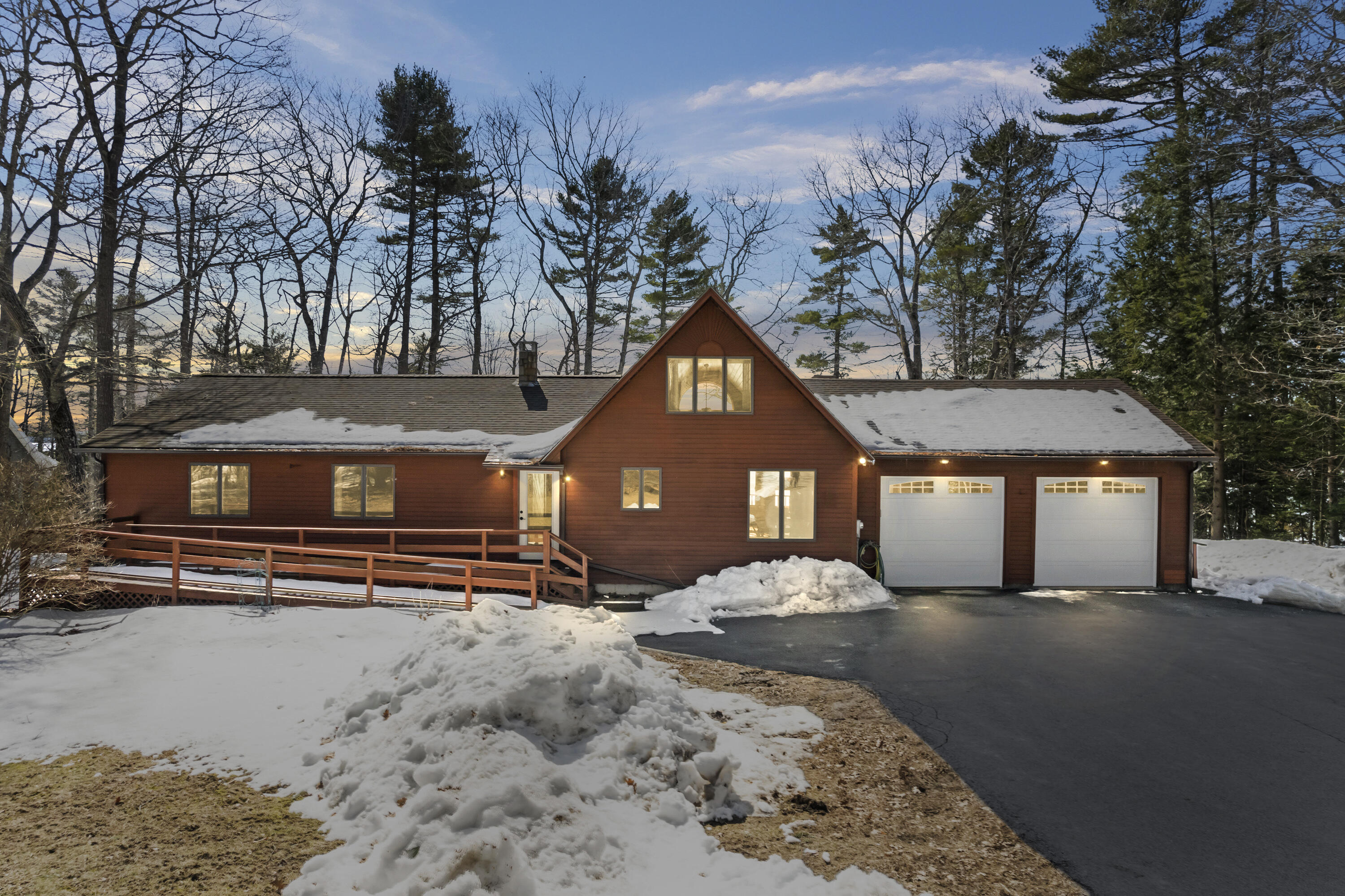 17 Evergreen Way Orland ME 04472