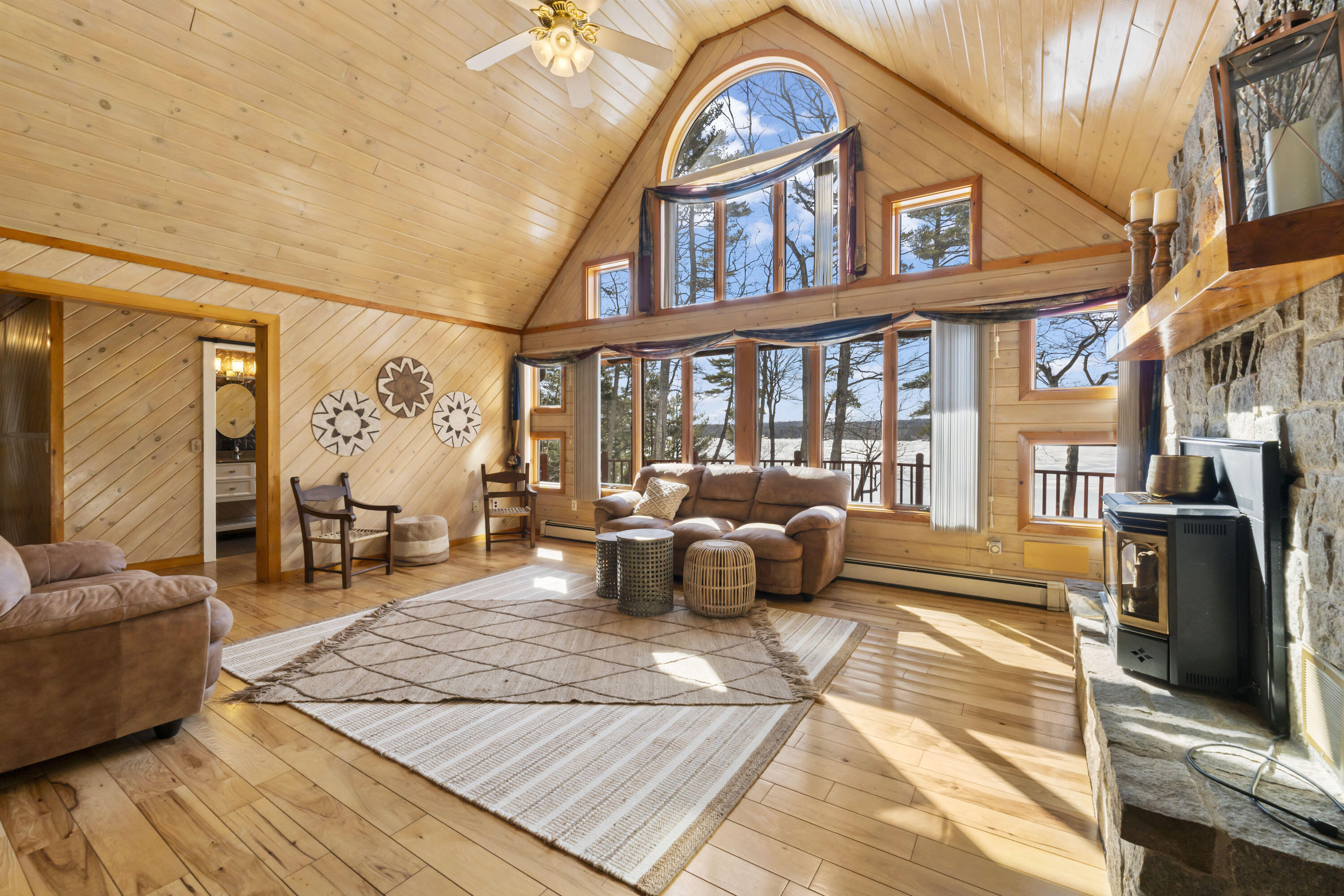 17 Evergreen Way Orland ME 04472