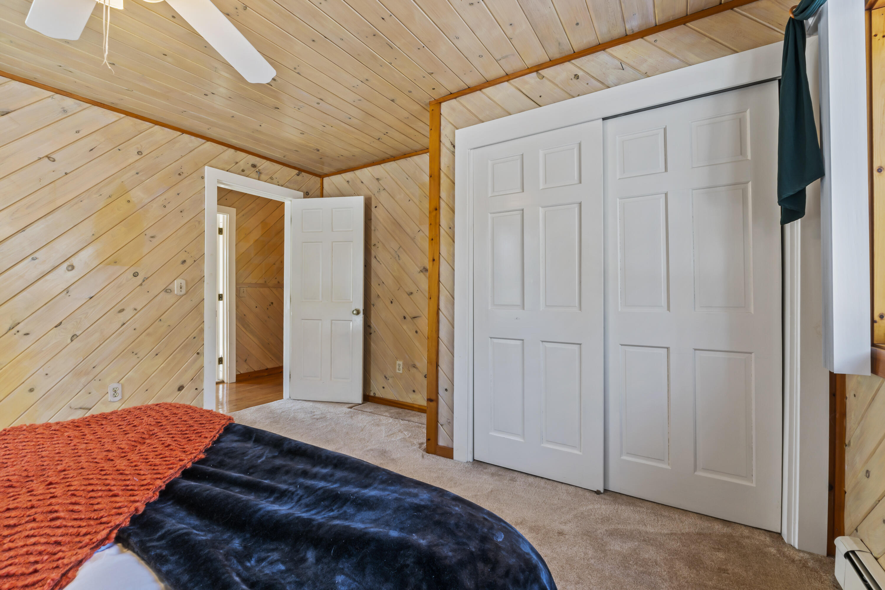 17 Evergreen Way Orland ME 04472