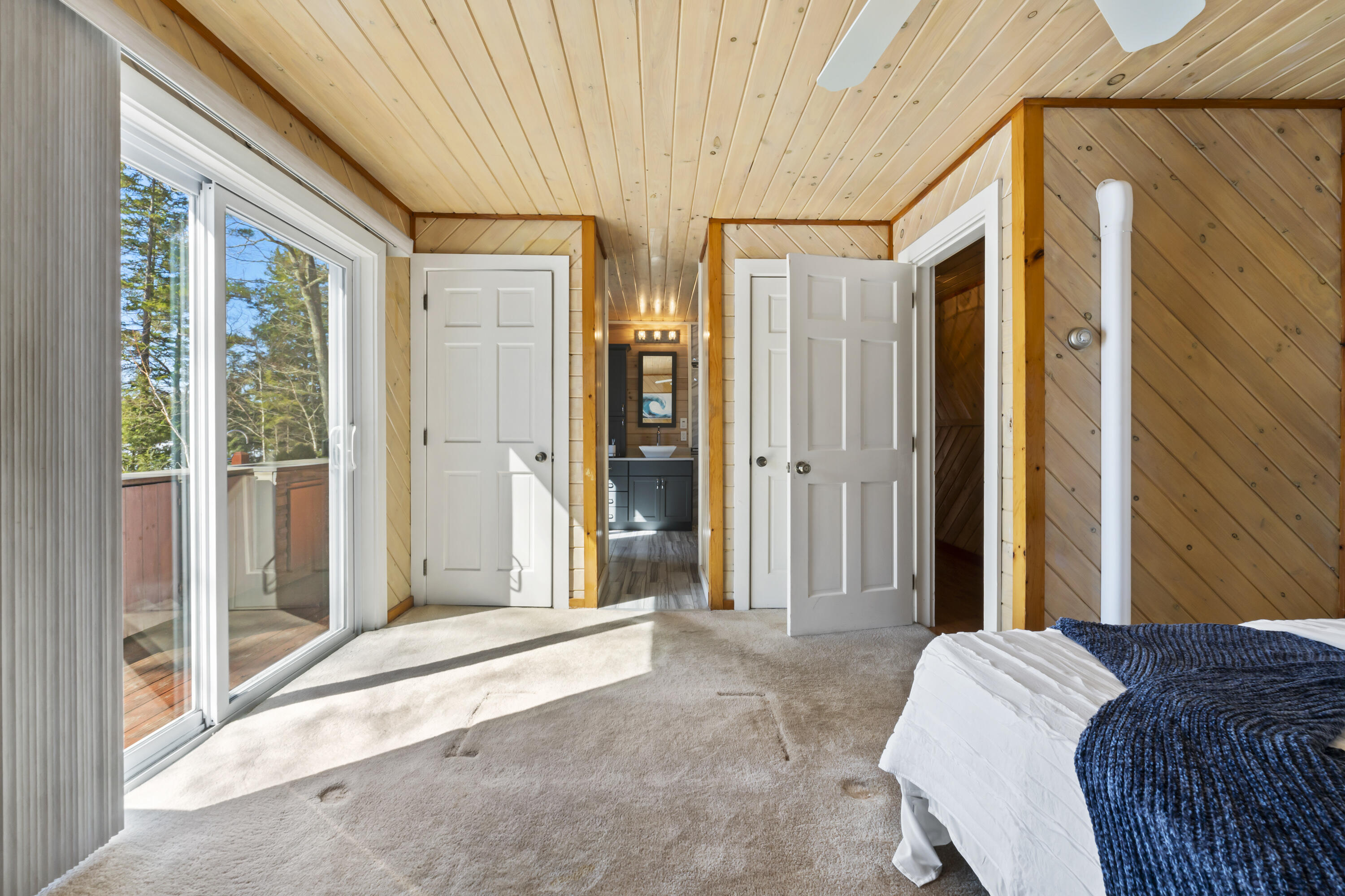 17 Evergreen Way Orland ME 04472