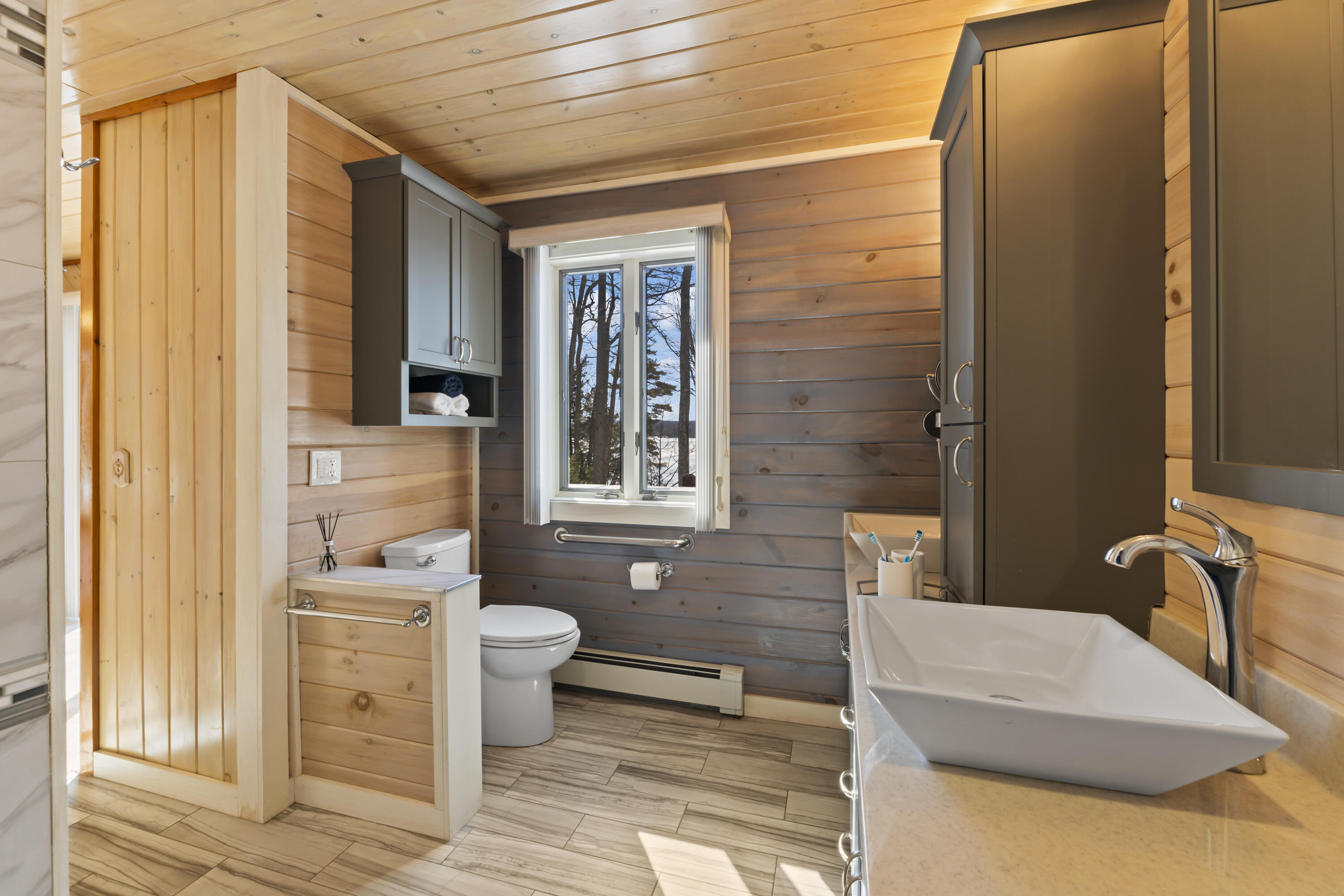 17 Evergreen Way Orland ME 04472