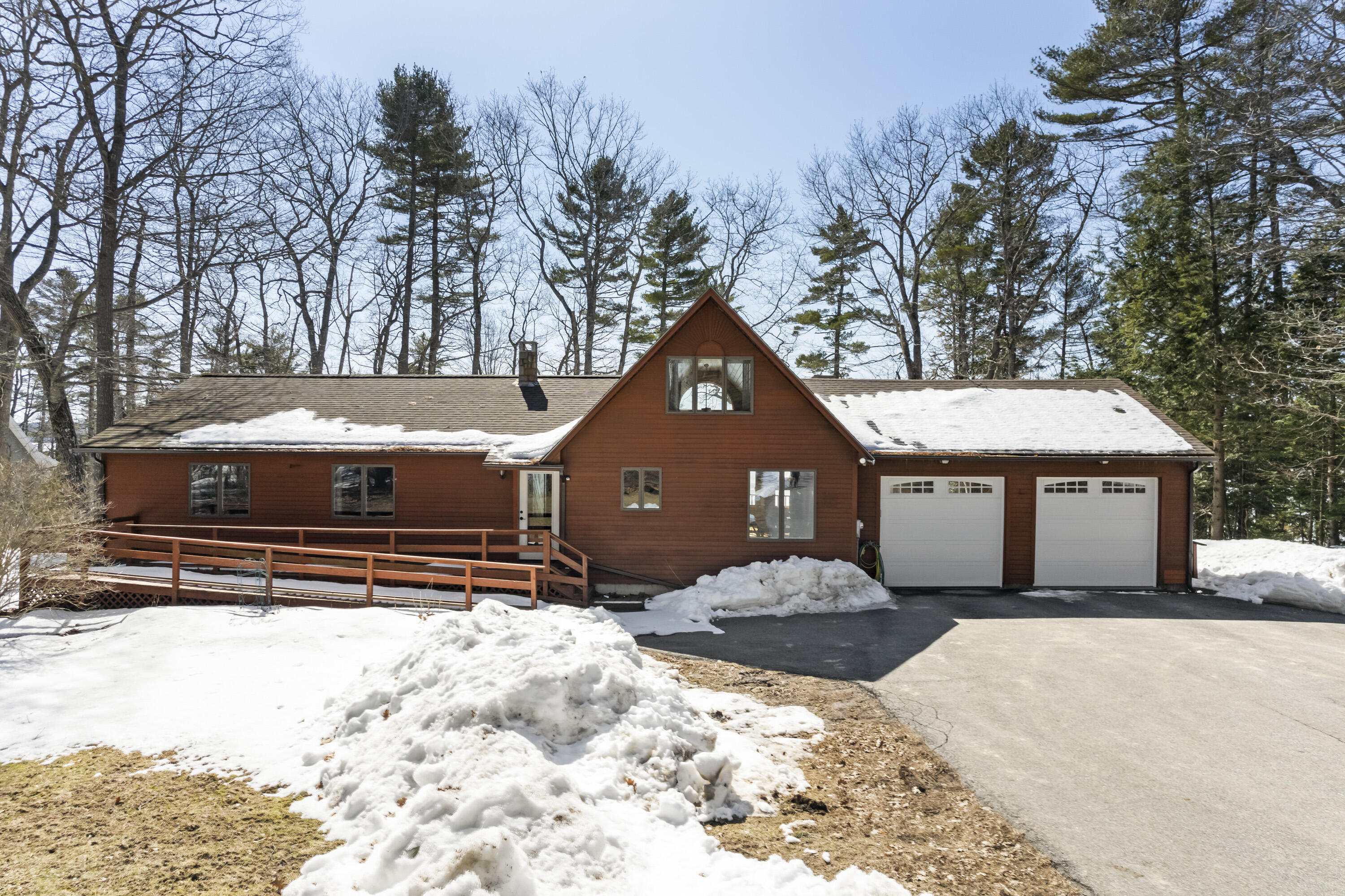 17 Evergreen Way Orland ME 04472