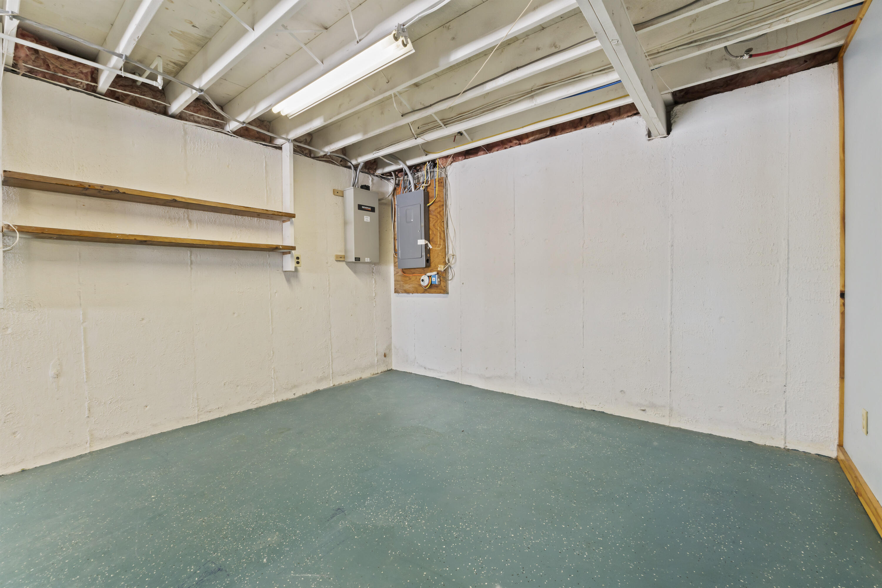 17 Evergreen Way Orland ME 04472