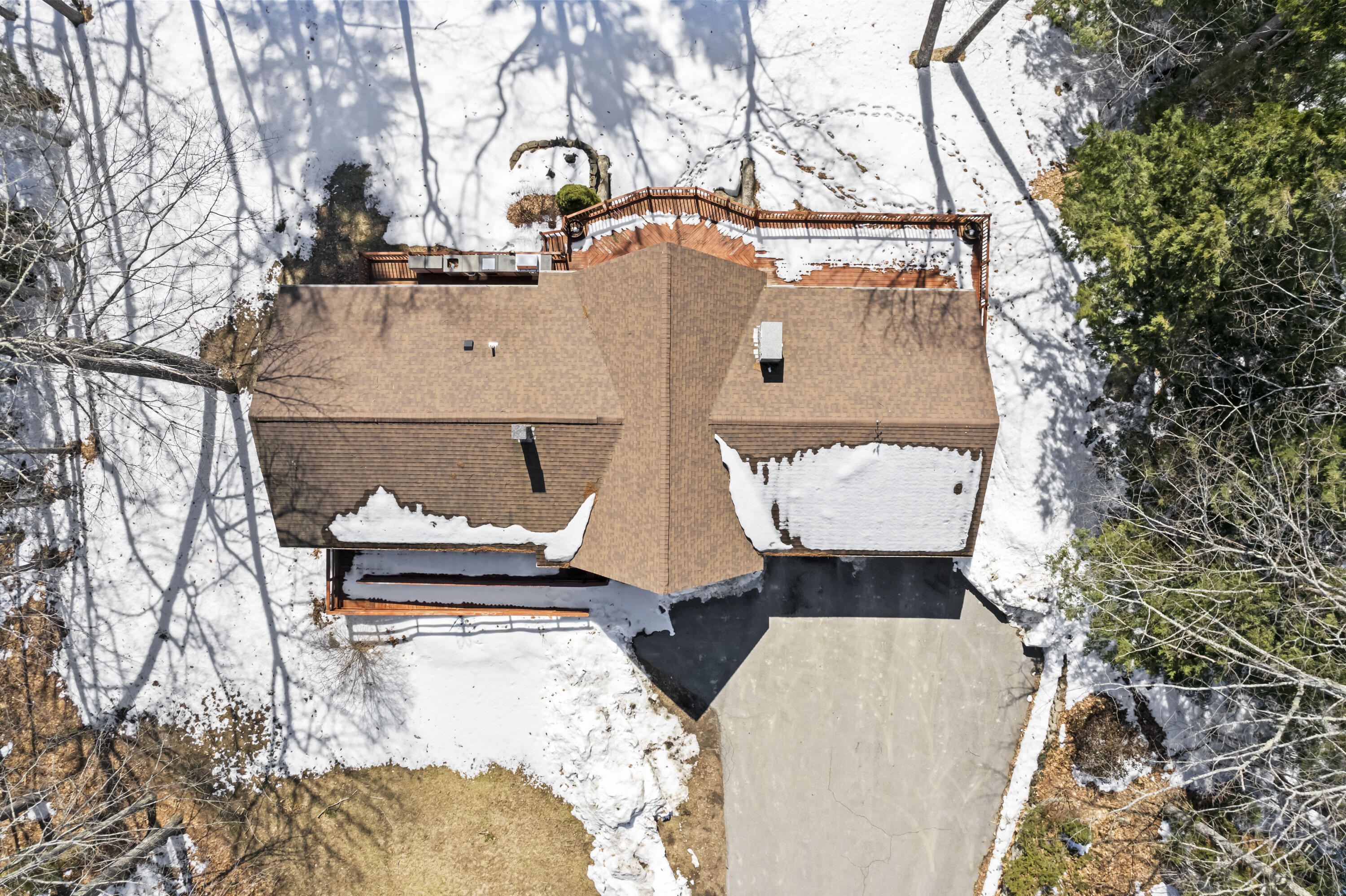 17 Evergreen Way Orland ME 04472