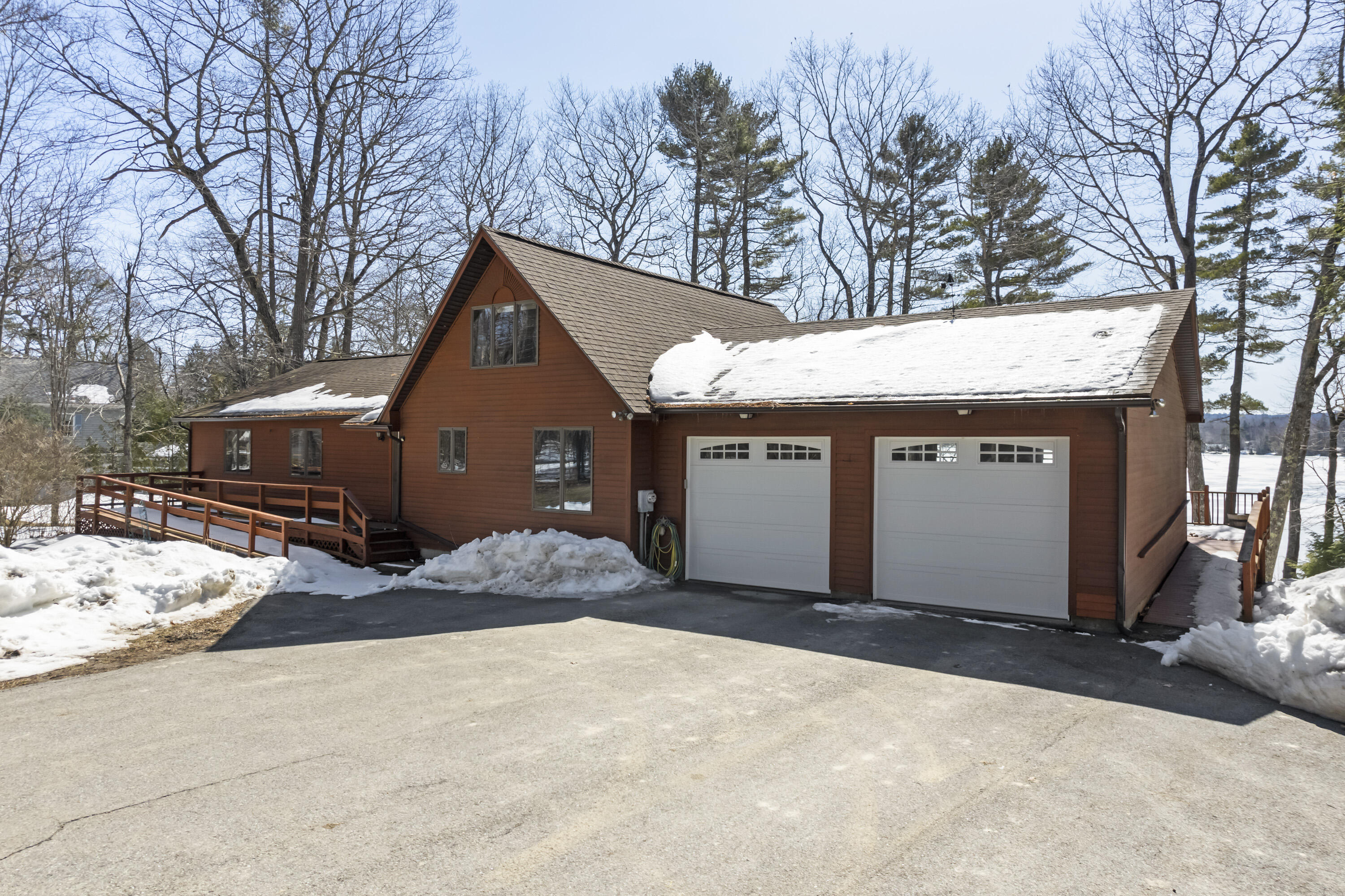 17 Evergreen Way Orland ME 04472