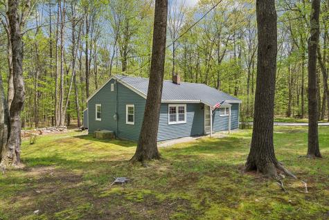 253 Yarmouth Road Gray ME 04039
