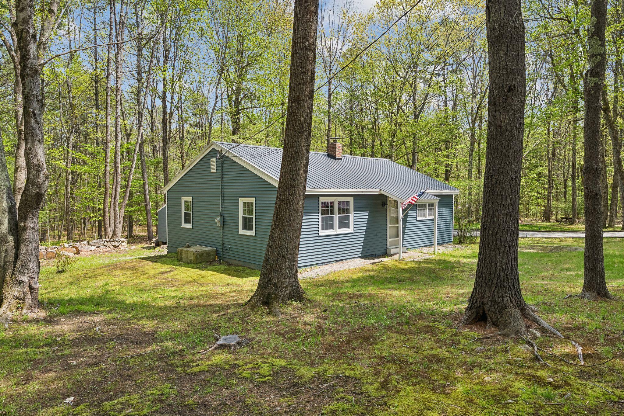 253 Yarmouth Road Gray ME 04039