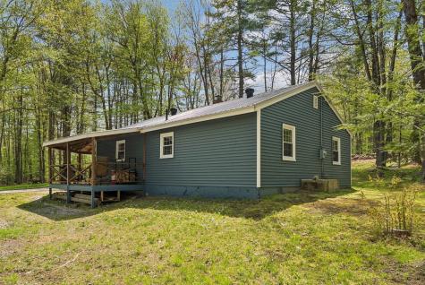 253 Yarmouth Road Gray ME 04039