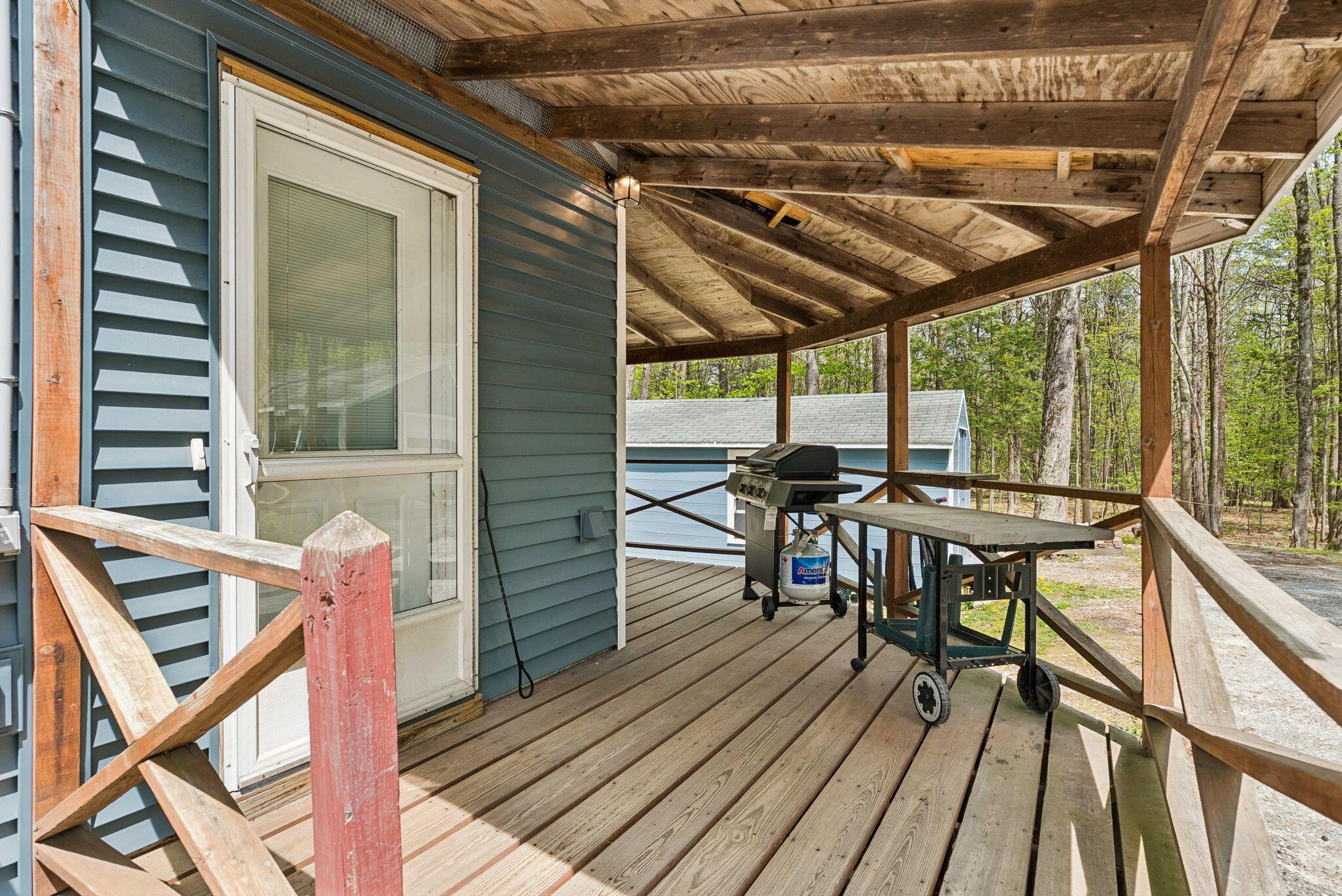 253 Yarmouth Road Gray ME 04039