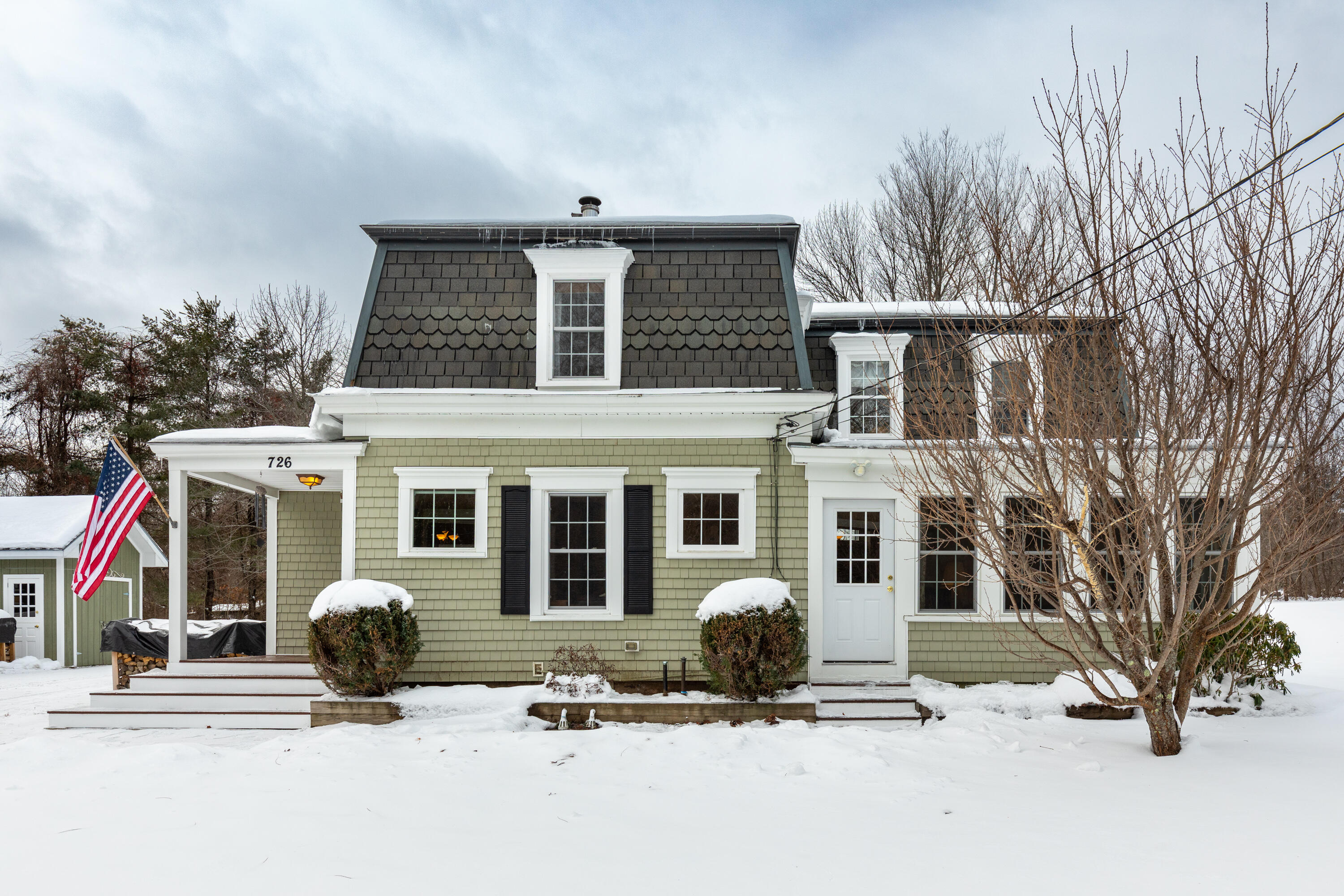 726 W Auburn Road Auburn ME 04210