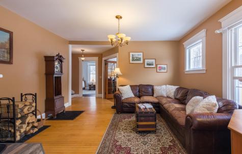 726 W Auburn Road Auburn ME 04210