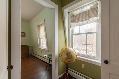 726 W Auburn Road Auburn ME 04210