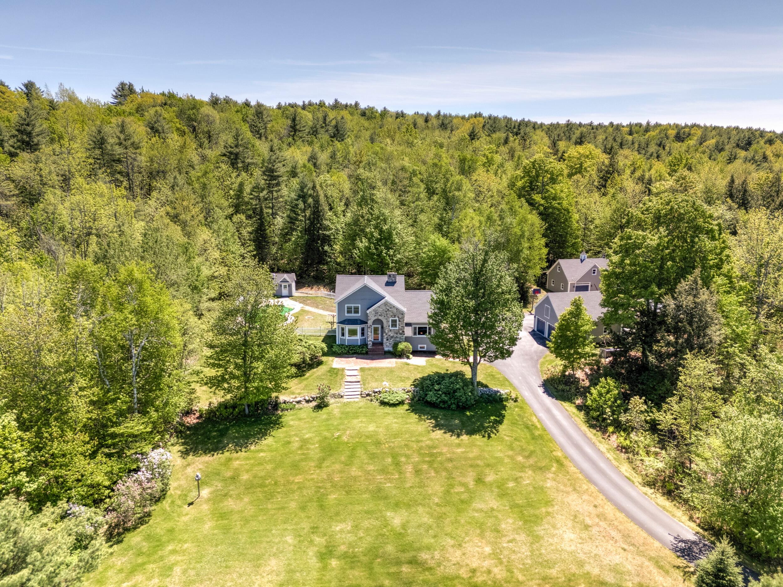 44 Jeffrey Road Minot ME 04258