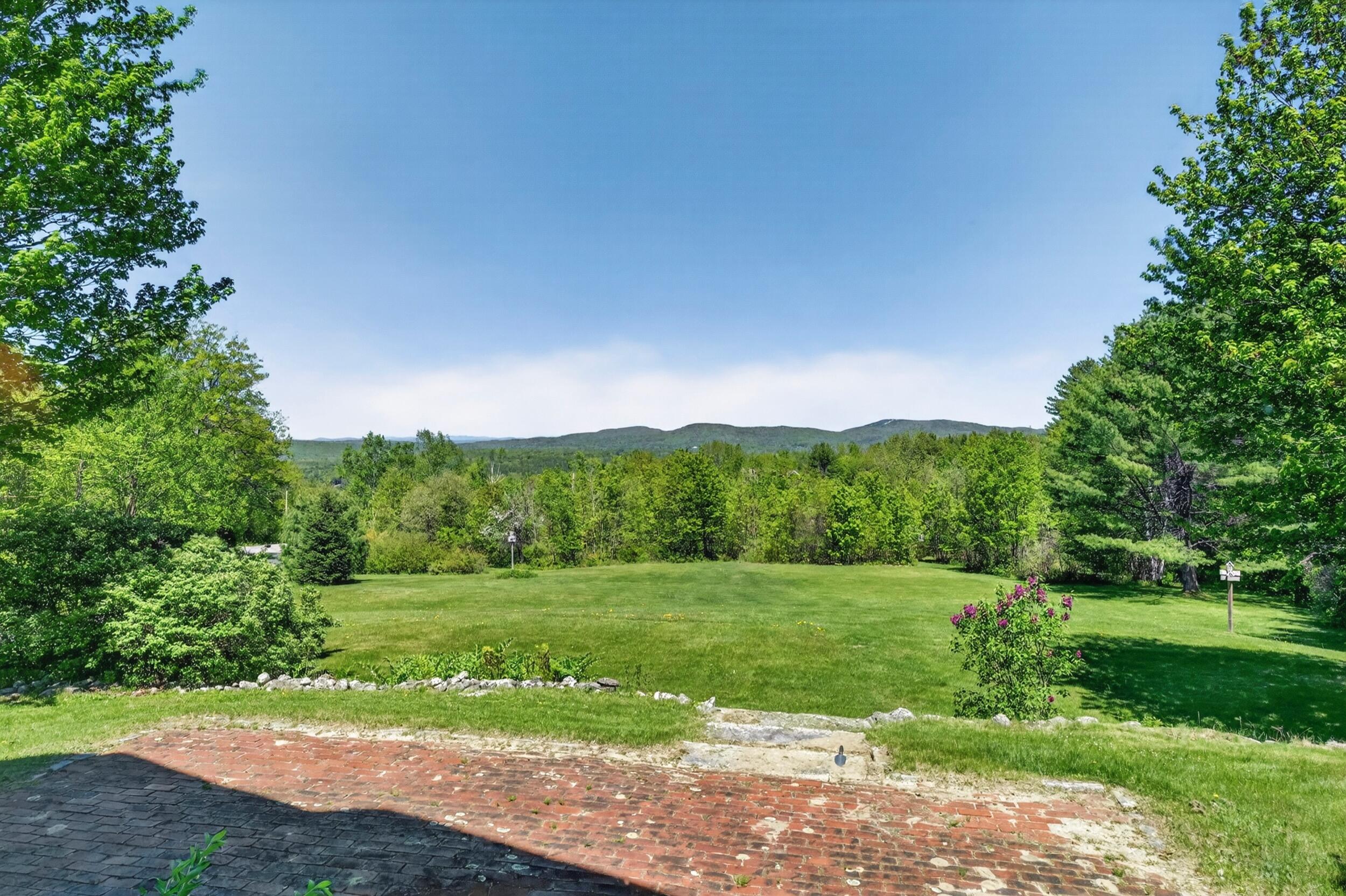 44 Jeffrey Road Minot ME 04258