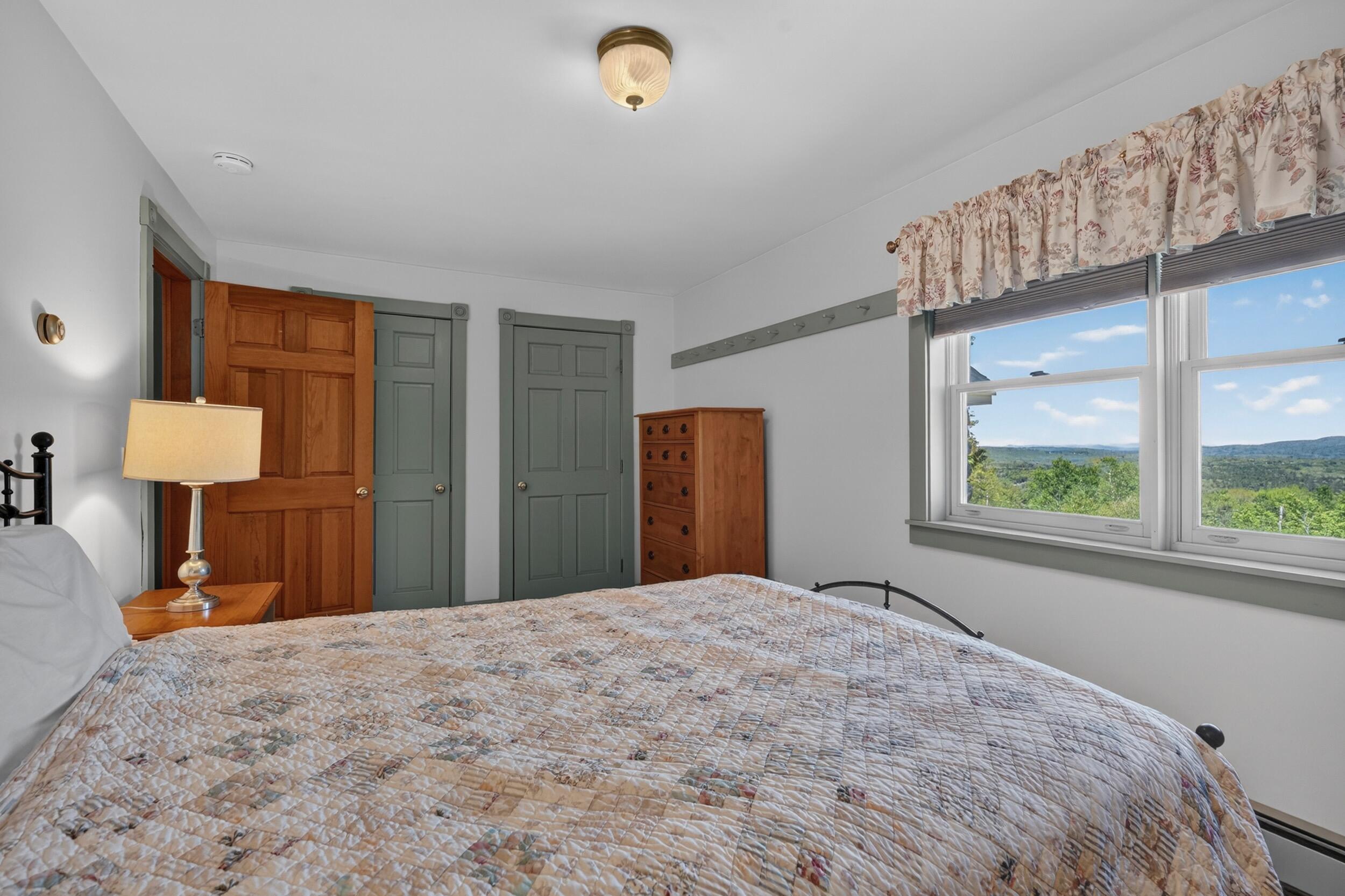 44 Jeffrey Road Minot ME 04258