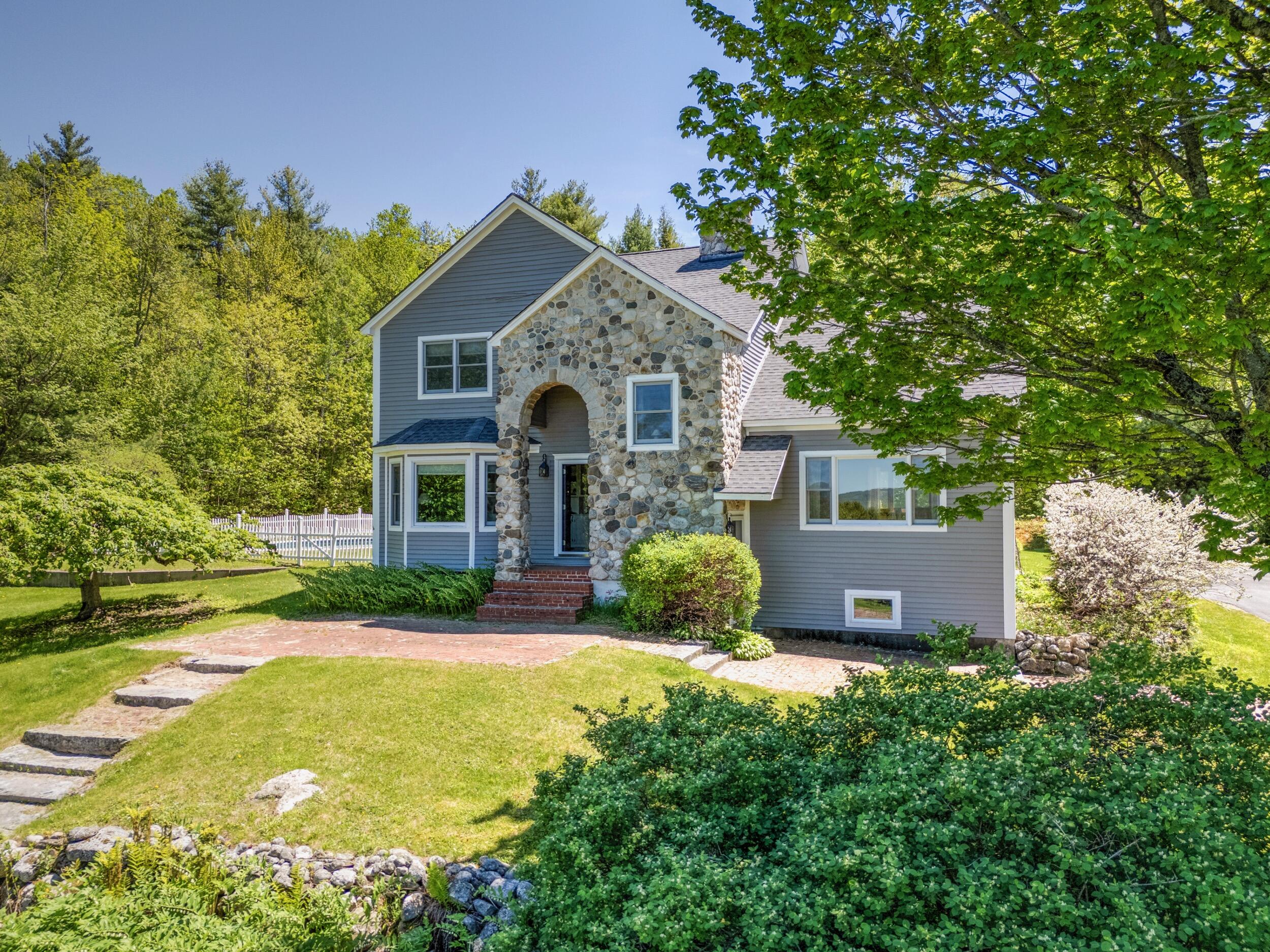 44 Jeffrey Road Minot ME 04258