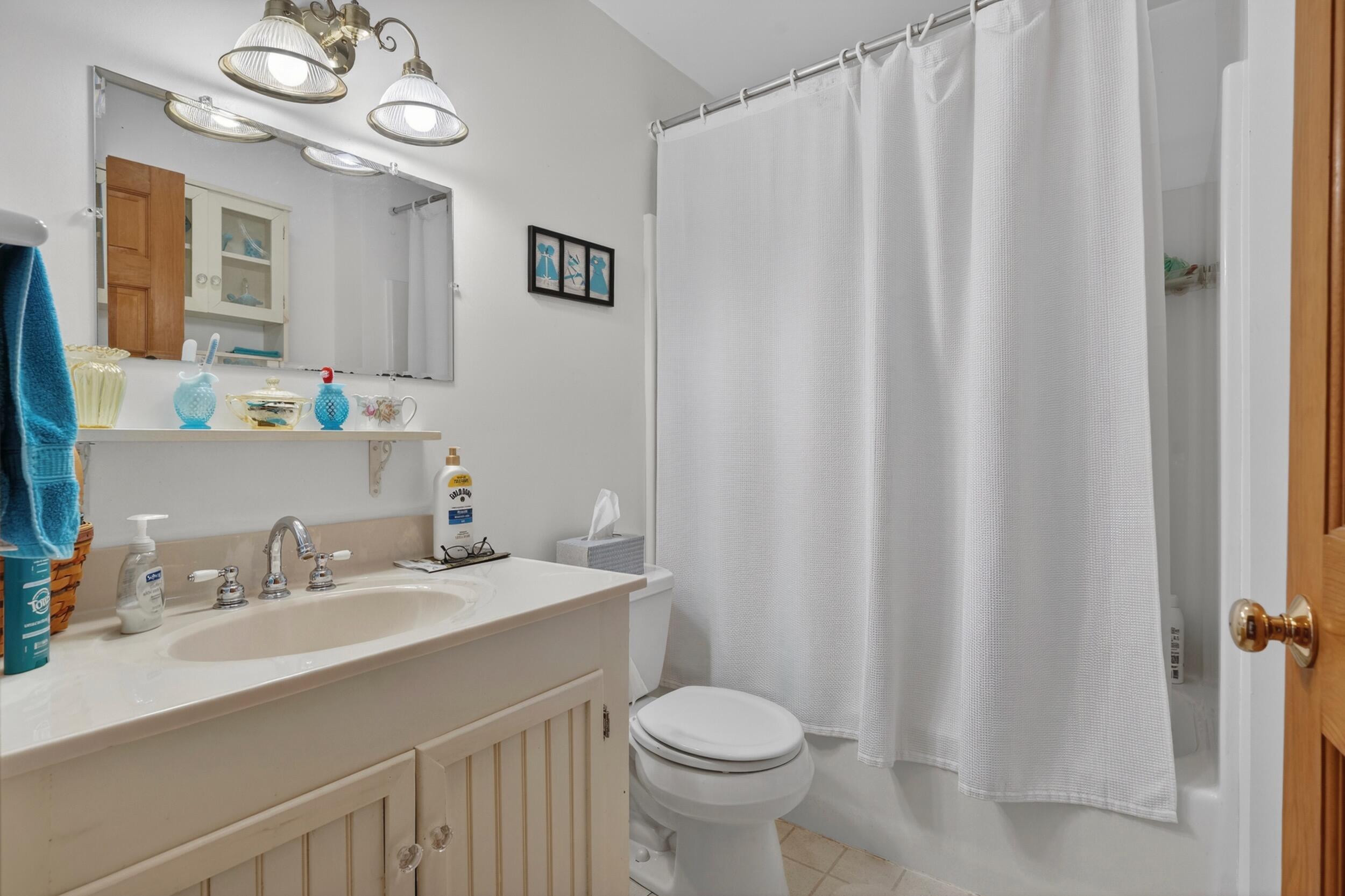 44 Jeffrey Road Minot ME 04258