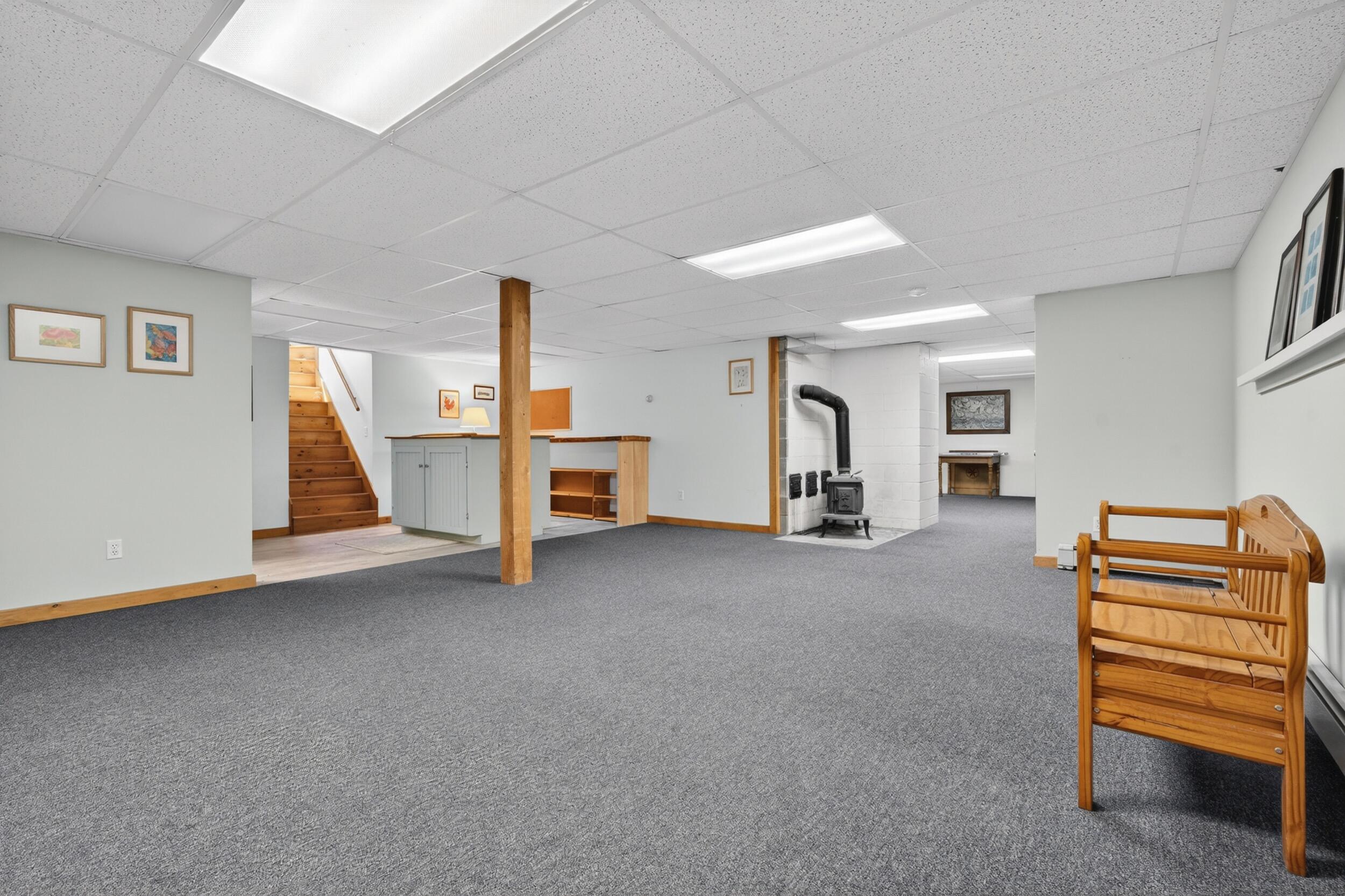 44 Jeffrey Road Minot ME 04258