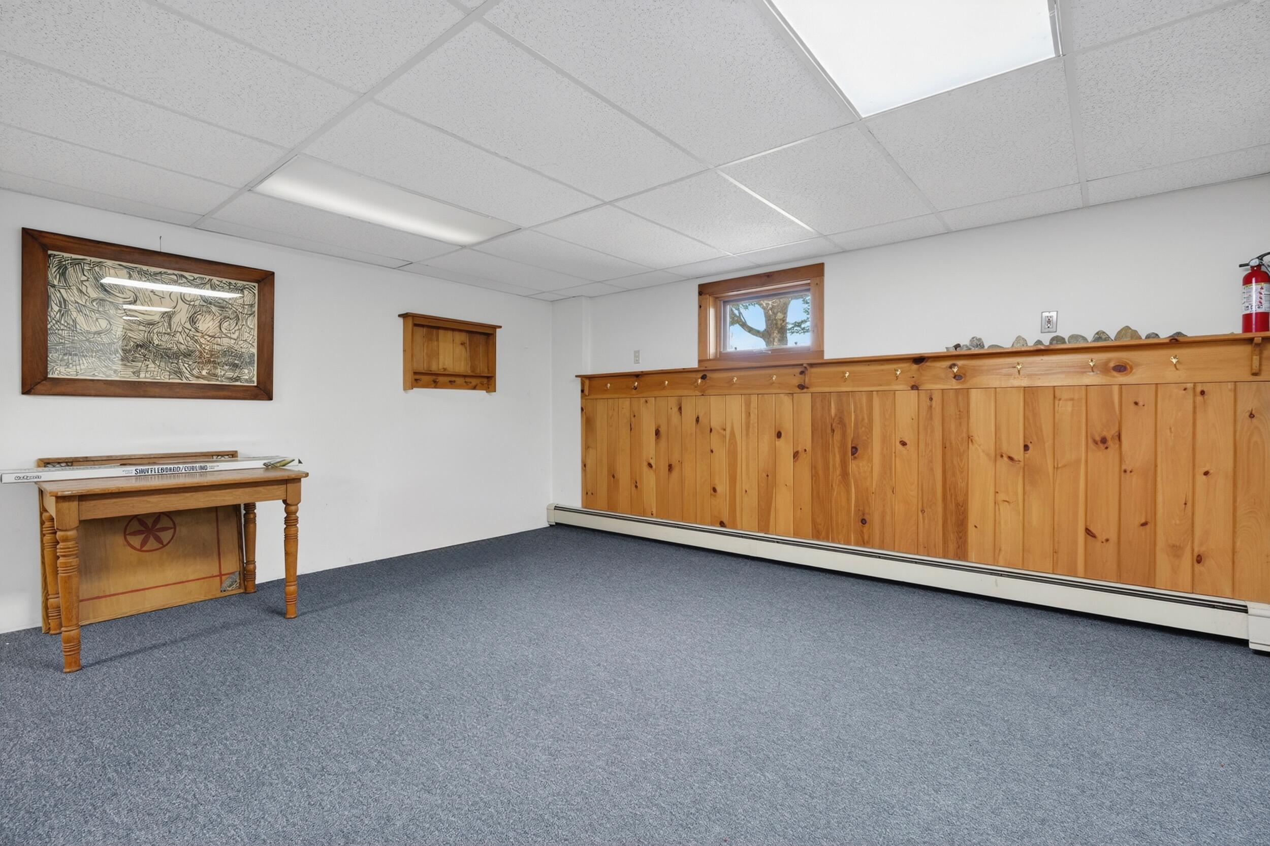 44 Jeffrey Road Minot ME 04258
