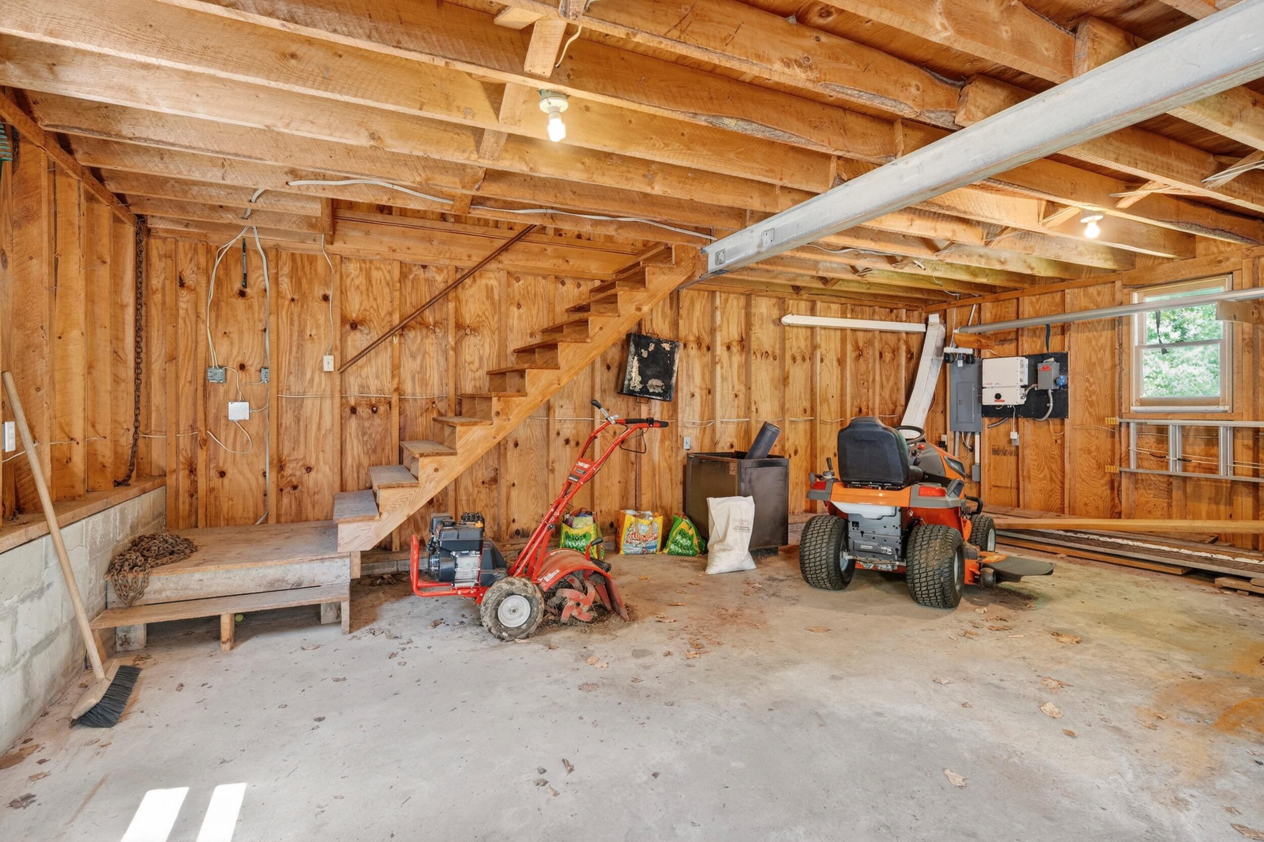 44 Jeffrey Road Minot ME 04258
