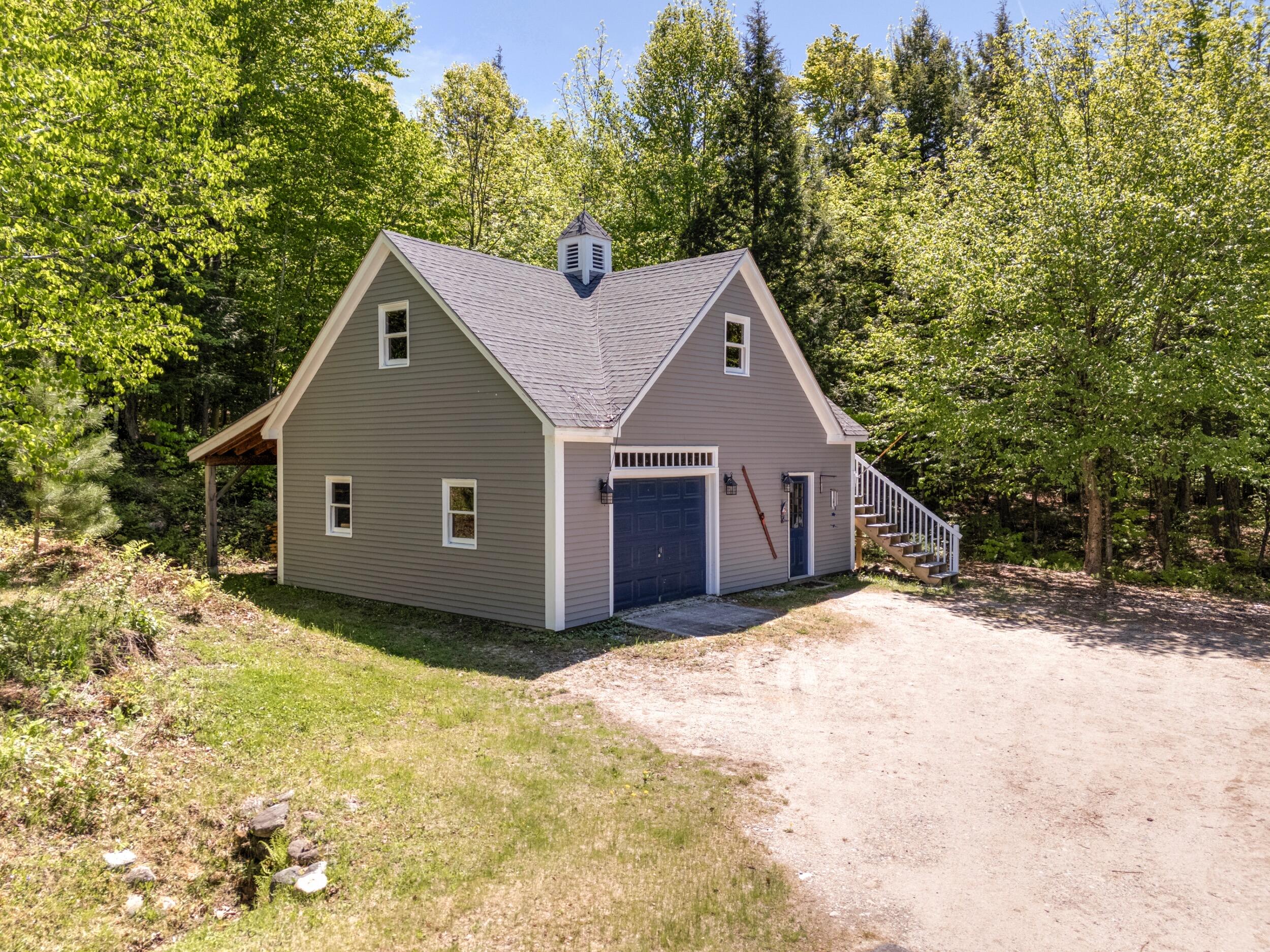 44 Jeffrey Road Minot ME 04258