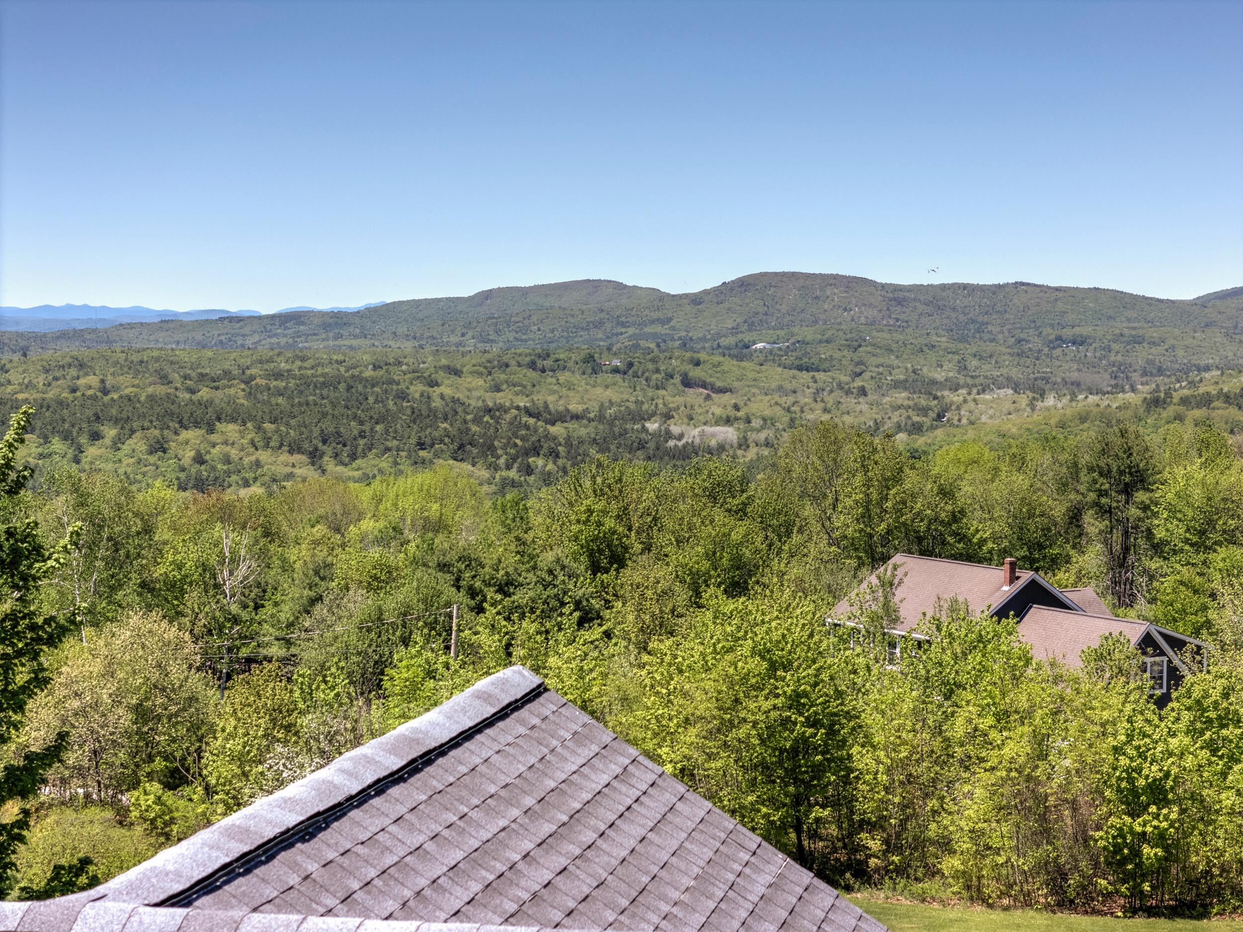44 Jeffrey Road Minot ME 04258