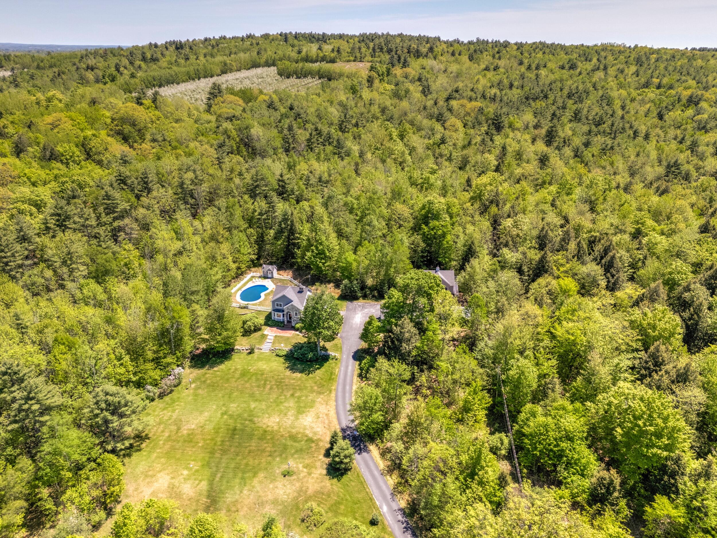 44 Jeffrey Road Minot ME 04258