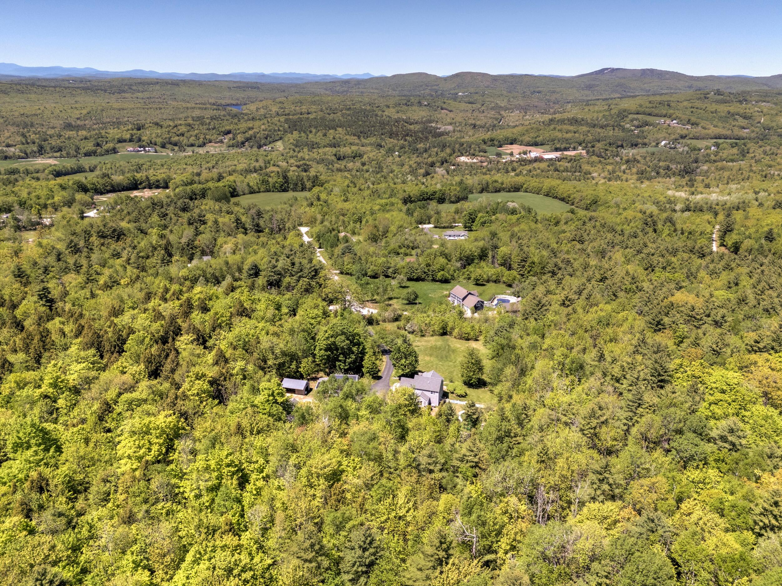 44 Jeffrey Road Minot ME 04258