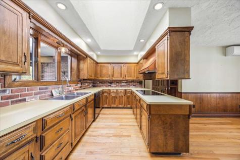 22 Crestwood Drive Biddeford ME 04005