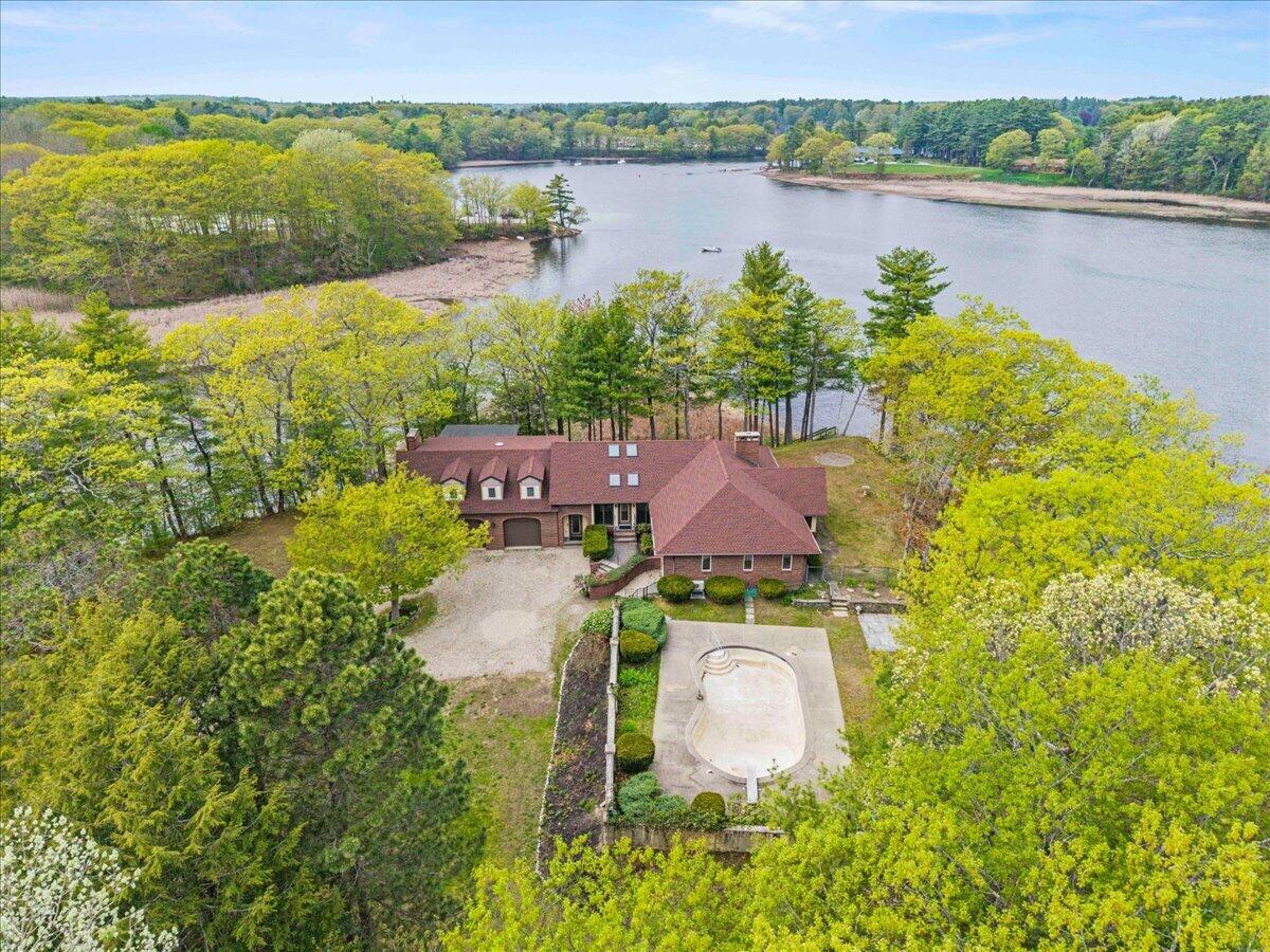 22 Crestwood Drive Biddeford ME 04005