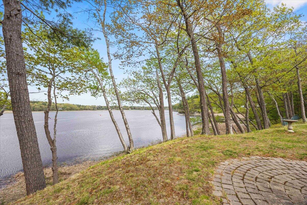 22 Crestwood Drive Biddeford ME 04005