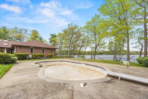 22 Crestwood Drive Biddeford ME 04005