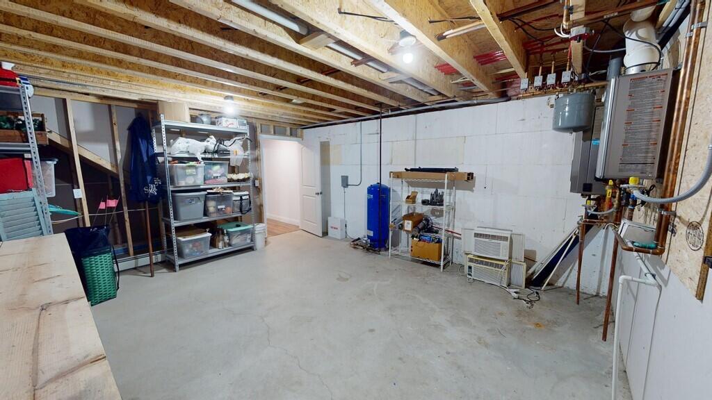 654 Riverside Drive Eddington ME 04428