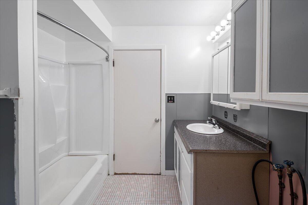 91 Harold Street Lewiston ME 04240