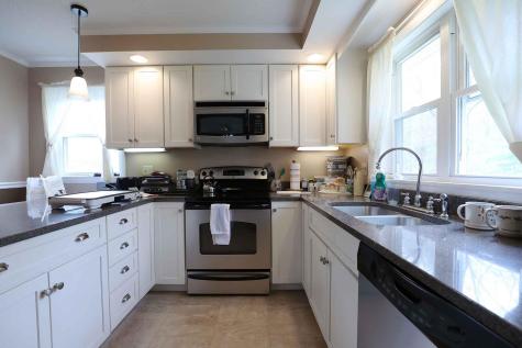 17 Forest Avenue Augusta ME 04330